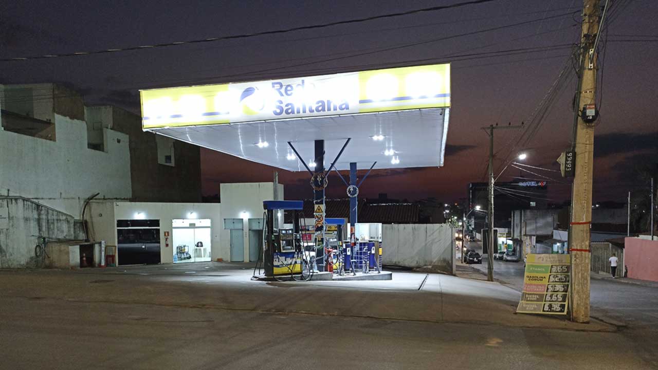 Preço do litro da gasolina sofre nova queda em João Pinheiro e chega a custar R$ 5,25