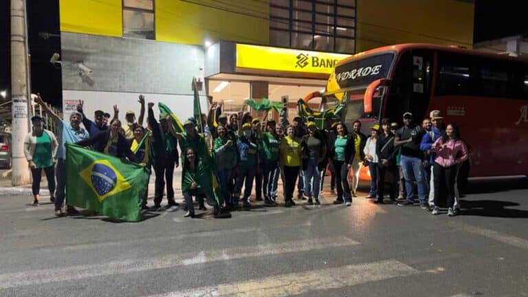 Caravana de João Pinheiro participa do 07 de setembro em Brasília, que reuniu mais de um milhão de pessoas