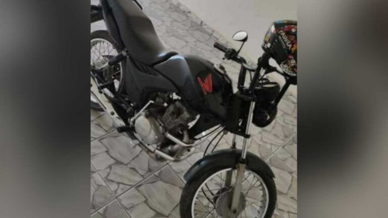 Adolescente de 16 anos furta motocicleta e a esconde em grota no Bairro Santa Cruz 2, em João Pinheiro