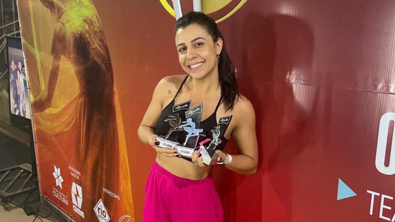Bailarinas pinheirenses se destacam em festival realizado na cidade de Araxá e conquistam premiação