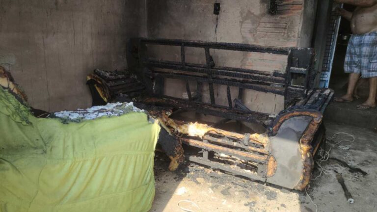 Incêndio consome eletrodomésticos e móveis de residência do Bairro Itaipu, em João Pinheiro