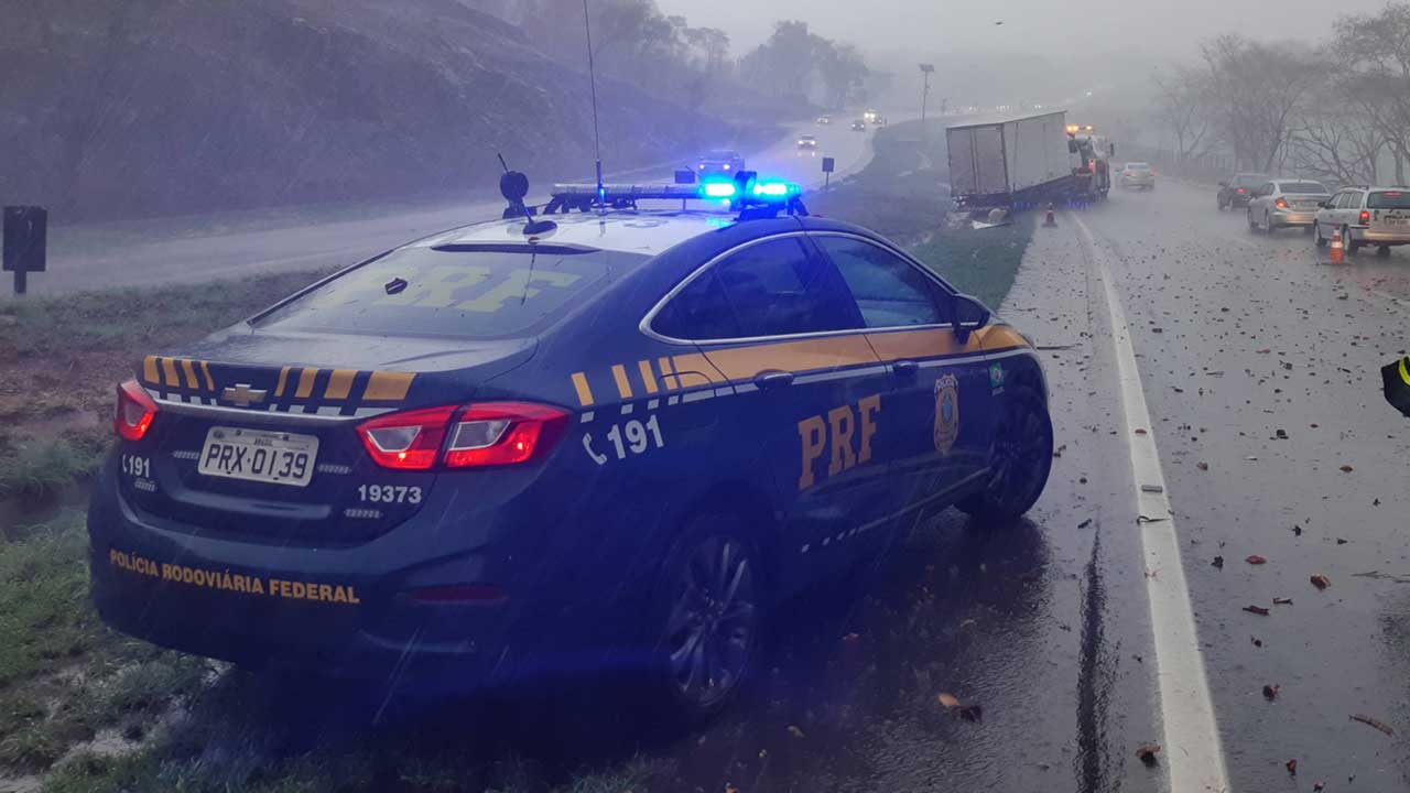 Chuva em todo o estado: PRF alerta para perigos nas rodovias mineiras durante os dias de chuva