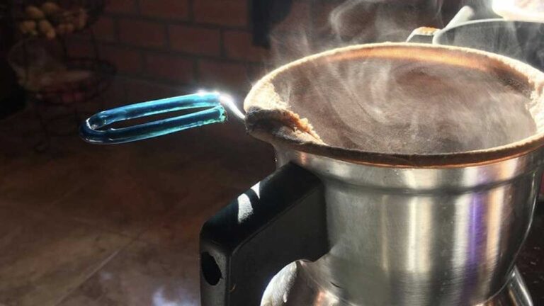 Quatro marcas de café têm venda proibida em Minas Gerais por irregularidade; veja quais