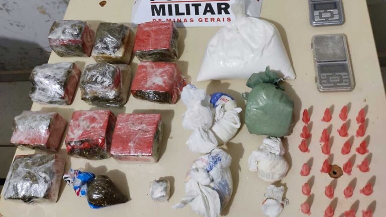 PM apreende grande quantidade de droga e materiais utilizados para o tráfico em Unaí