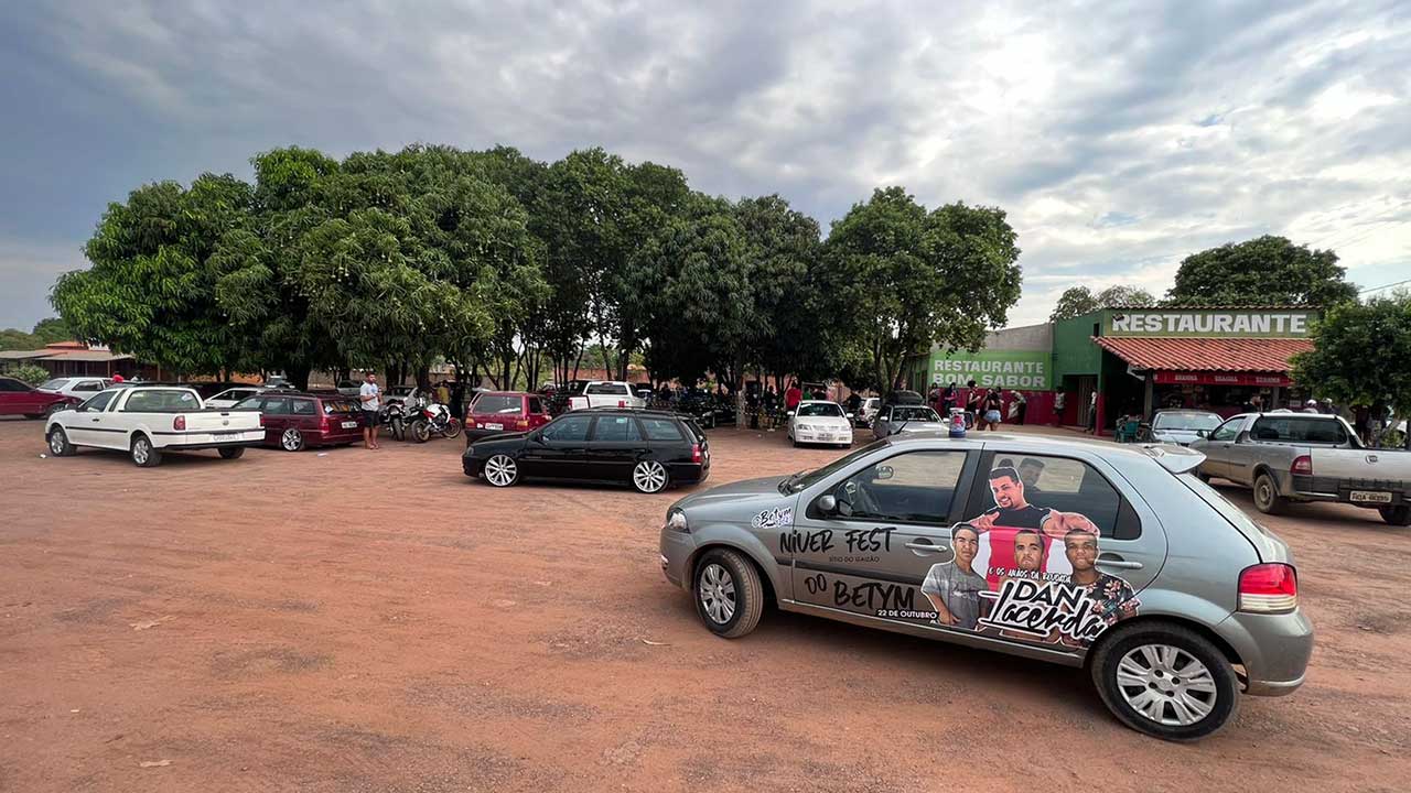 Galera do Som Automotivo promove dia das crianças beneficente na Ruralminas, em João Pinheiro