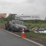 Acidente entre carro e caminhonete é registrado na BR-040 próximo à COENG em João Pinheiro