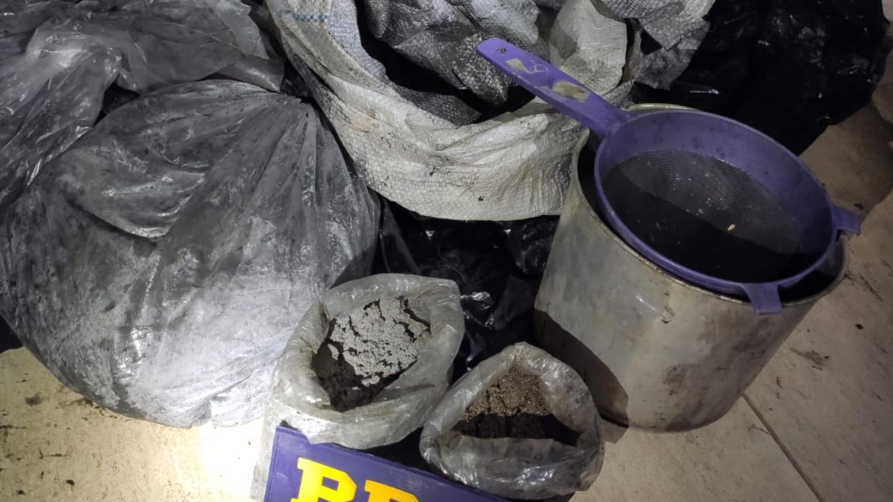 Motorista é preso transportando ouro extraído de forma ilegal em Paracatu