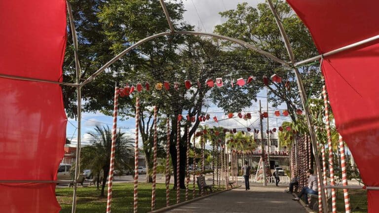 Inauguração das luzes de natal será nesta quarta-feira em João Pinheiro