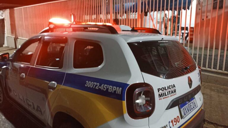 Homem deixa carteira cair no chão e ladrão acaba furtando dinheiro em João Pinheiro