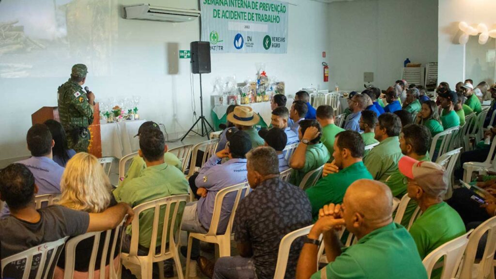 Veredas Agro e Destilaria Veredas promovem dia de aprendizado sobre segurança do trabalho para colaboradores em João Pinheiro
