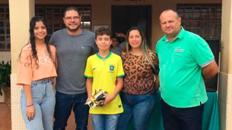 Aluno da rede pública de Brasilândia recebe medalha de ouro na OBMEP ao alcançar 8º lugar em Minas