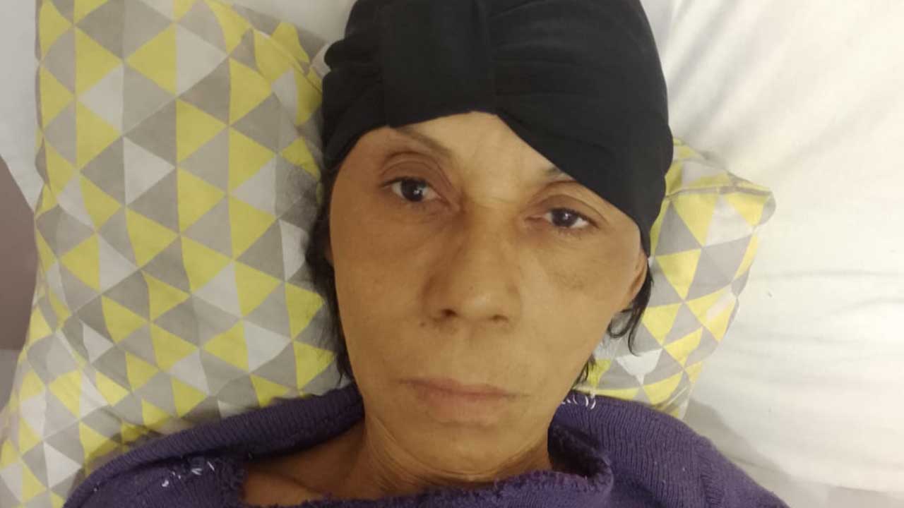 Família de pinheirense que sofre com câncer no esôfago pede ajuda para comprar dieta e medicamentos