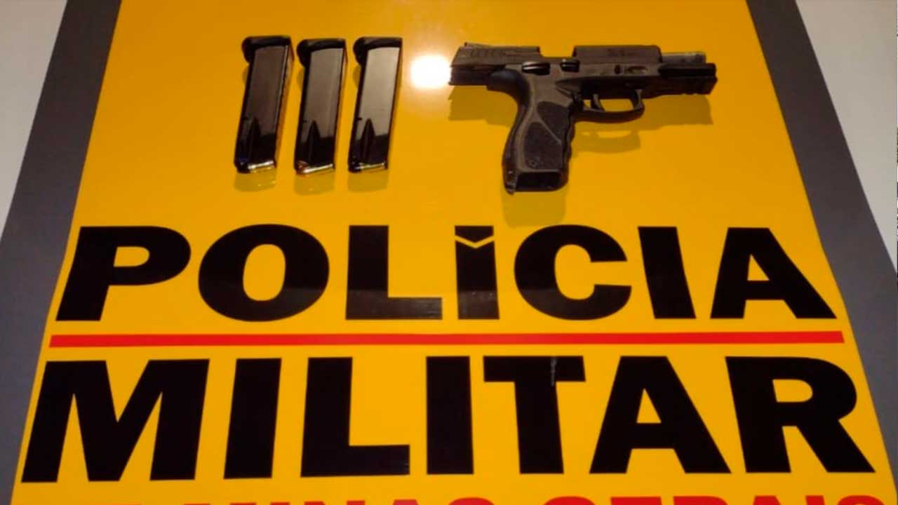 Atirador esportivo é preso por porte ilegal de arma de fogo na MG-181, em Brasilândia de Minas