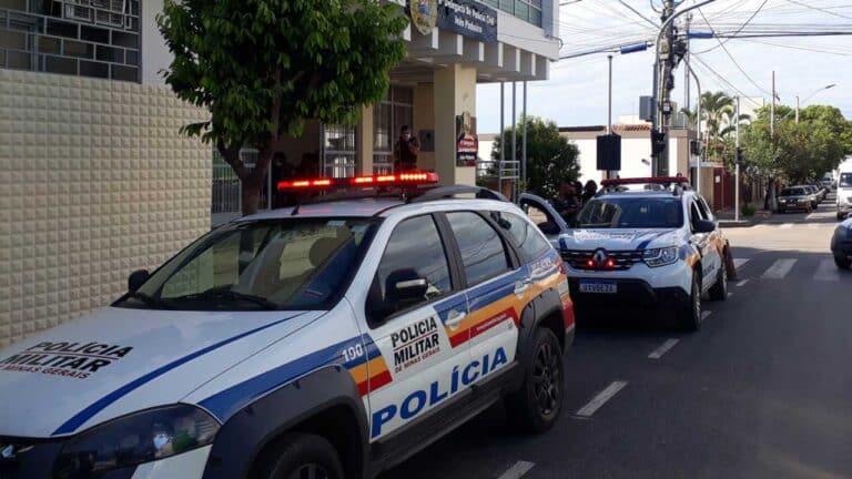 Criminoso armado com pistola rouba mercearia e ameaça matar atendente em plena luz do dia em João Pinheiro