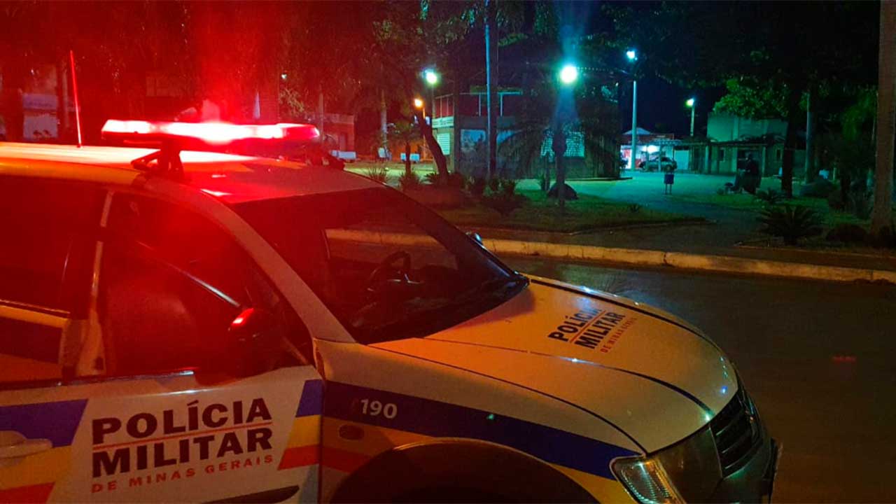 Jovem é baleado por conta de dívida de R$250 reais em Brasilândia de Minas; suspeito foi preso e liberado pelo delegado por falta de provas