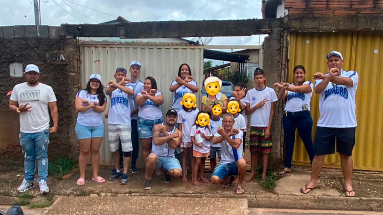 Máfia Azul de João Pinheiro realiza projeto social e entrega cesta básicas a famílias carentes de João Pinheiro