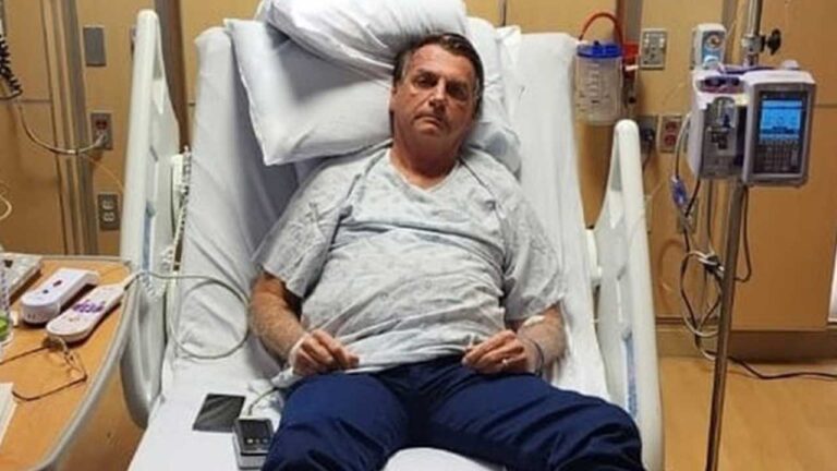 Bolsonaro tem alta de hospital nos EUA e deve antecipar volta ao Brasil