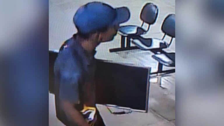 Ladrão bastante conhecido no meio policial furta TV de escola no Bairro Cais e acaba preso em João Pinheiro