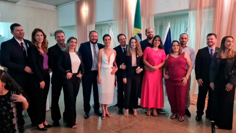 Lions Clube de João Pinheiro promove rifa para comprar cadeiras de rodas; prêmios incluem TV, microondas e celular
