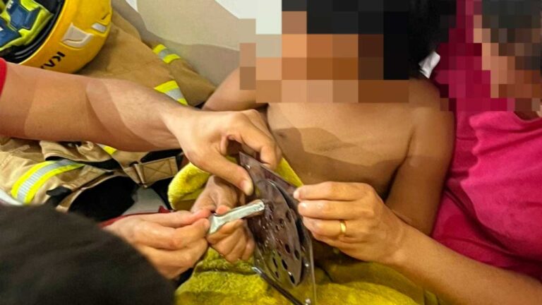 Criança prende o dedo no ralo do banheiro e precisa ser socorrida pelo Corpo de Bombeiros em João Pinheiro
