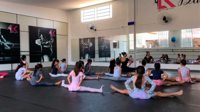 Studio Lizandra Karine busca apoiadores para que seu projeto social alcance mais alunos em João Pinheiro