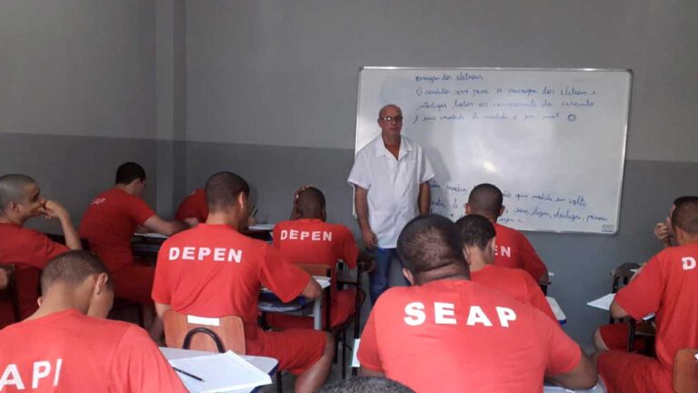 Ressocialização: sistema prisional de Minas Gerais se compromete com a formação de seus detentos