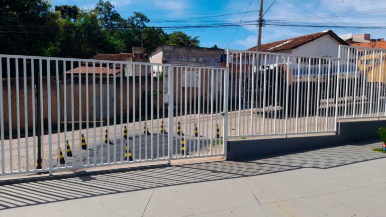 Caminhões pipa próximo à escola preocupa Conselho Tutelar de João Pinheiro