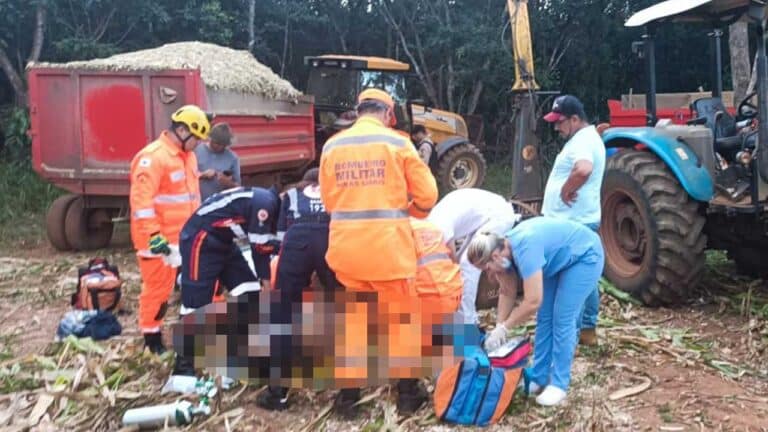 Trabalhador rural fica gravemente ferido em acidente com máquina de silagem em Presidente Olegário