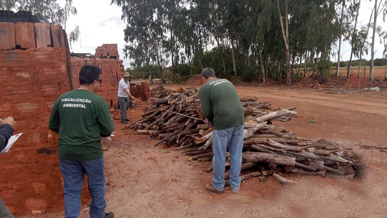 Fiscalização ambiental resulta em multa milionária para cerâmicas e propriedades rurais em João Pinheiro e São Gonçalo