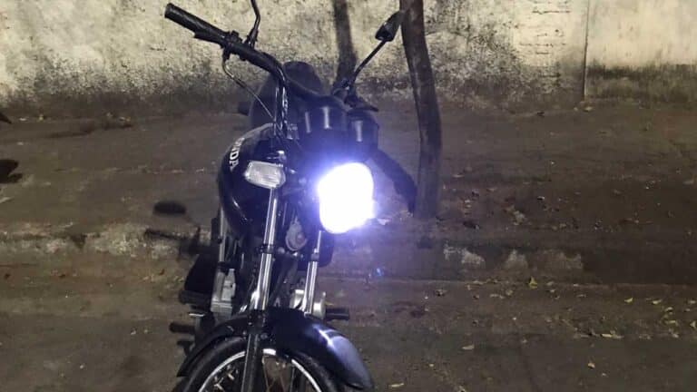 Durante a madrugada, ladrão furta motocicleta no Bairro Papagaio em João Pinheiro