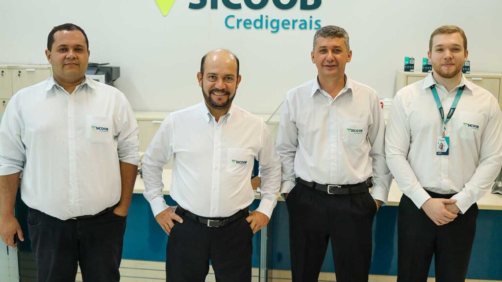Sicoob Credigerais realiza pré-assembleia presencial e comemora marca de 1 bilhão em ativos alcançada pela cooperativa