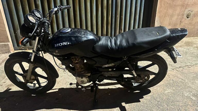 Polícia Militar identifica ladrão por câmeras de segurança e recupera moto furtada no Centro de João Pinheiro
