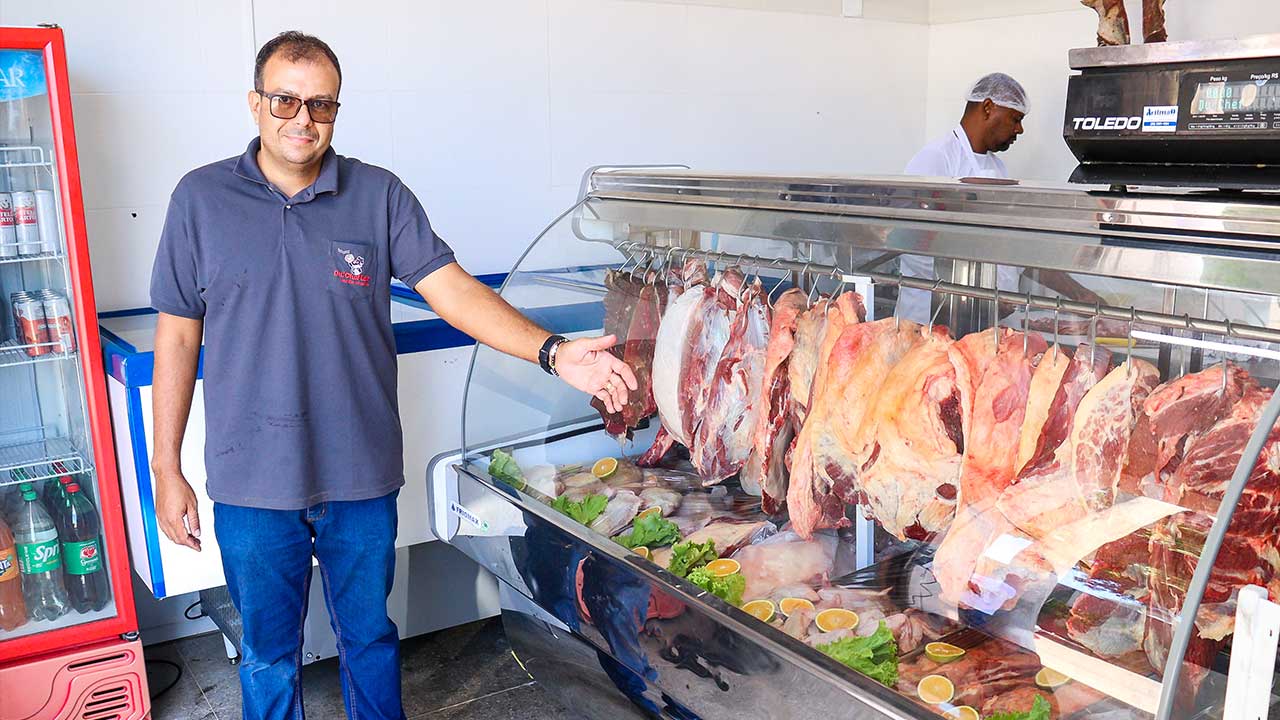 Du'Chef Leo: empresário pinheirense inaugura casa de carnes e aumenta expectativa sobre indústria de linguiça artesanal