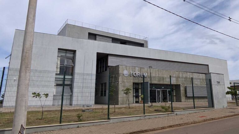 Legítima defesa: Tribunal do Júri absolve acusado de tentar matar dois irmãos em Brasilândia de Minas