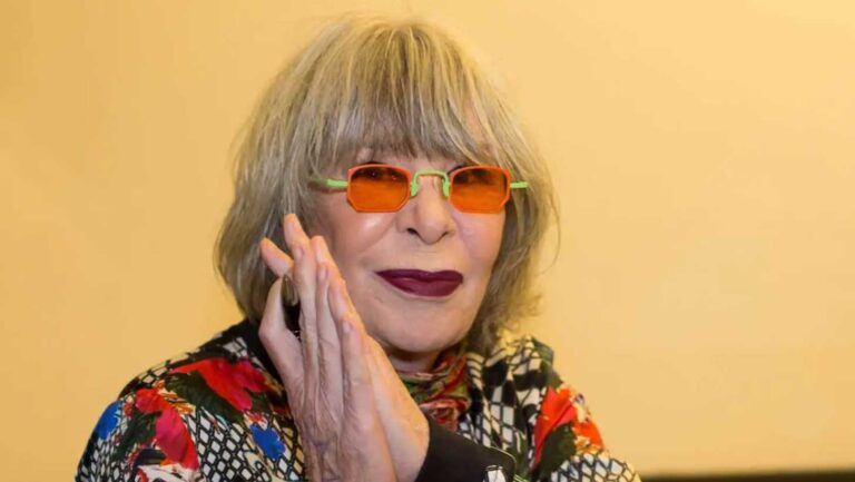 Morre Rita Lee, a rainha do rock brasileiro, aos 75 anos, após luta contra câncer de pulmão