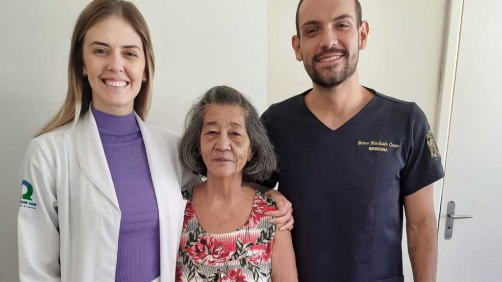 Família de idosa elogia saúde pública de João Pinheiro após 14 dias de internação