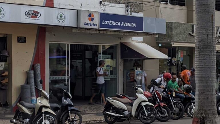 Apostador pinheirense leva mais de mil reais para casa com a quadra da Mega-Sena; prêmio acumulu em R$45 milhões