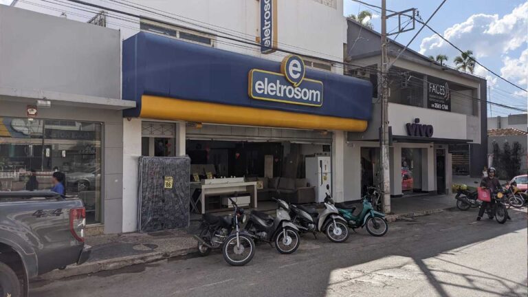Eletrosom de João Pinheiro anuncia encerramento das atividades e surpreende funcionários e consumidores
