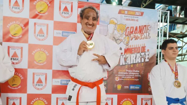 Atleta Pinheirense conquista medalha de ouro em competição de Karatê na categoria PCD