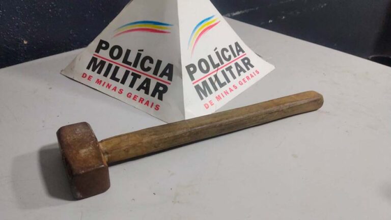 Adolescente agride padrasto com marretada na cabeça durante briga por dinheiro para comprar drogas em Patos de Minas