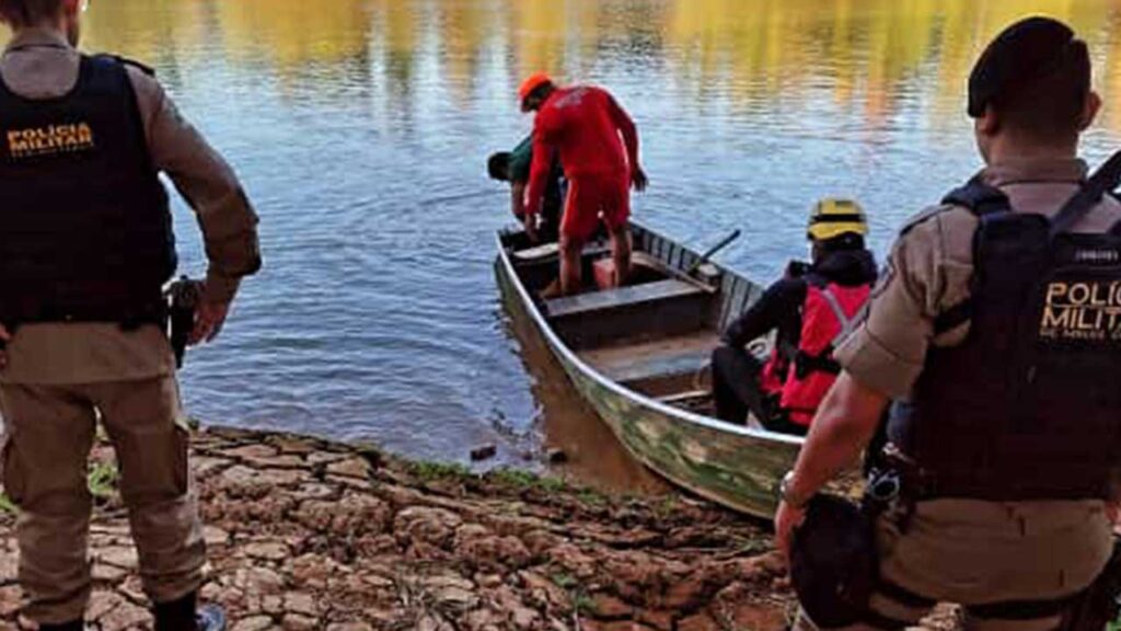Corpo em avançado estado de decomposição é encontrado no Rio Paracatu, em Brasilândia de Minas
