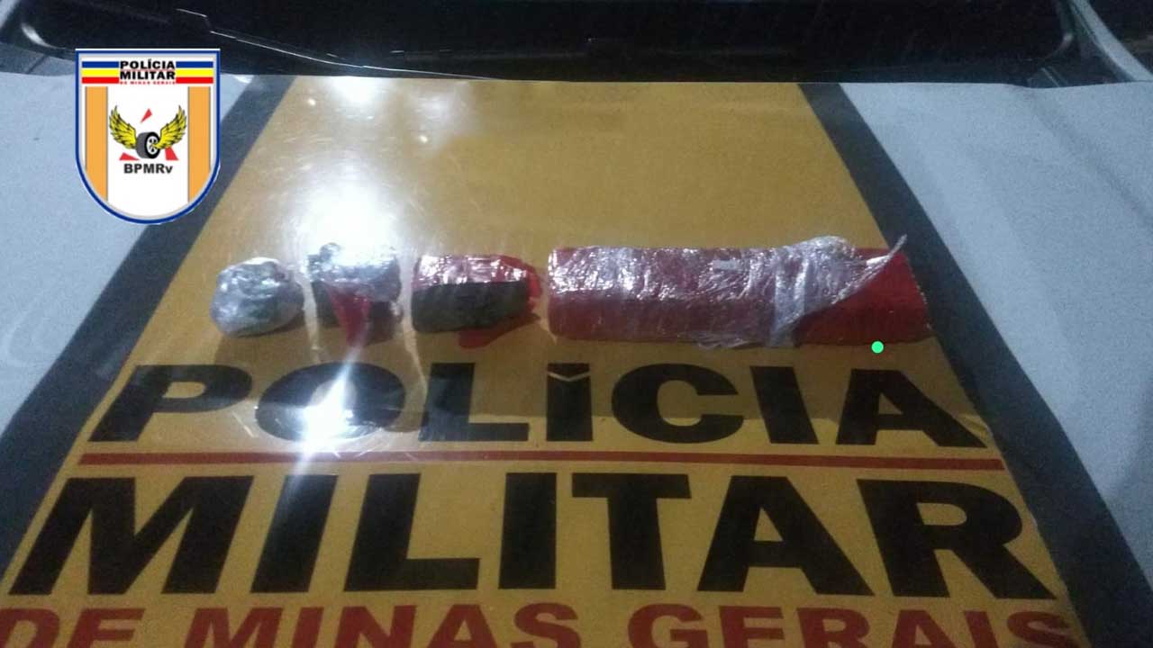 Jovem de 18 anos é preso transportando droga de Patos de Minas para João Pinheiro na MGC-354