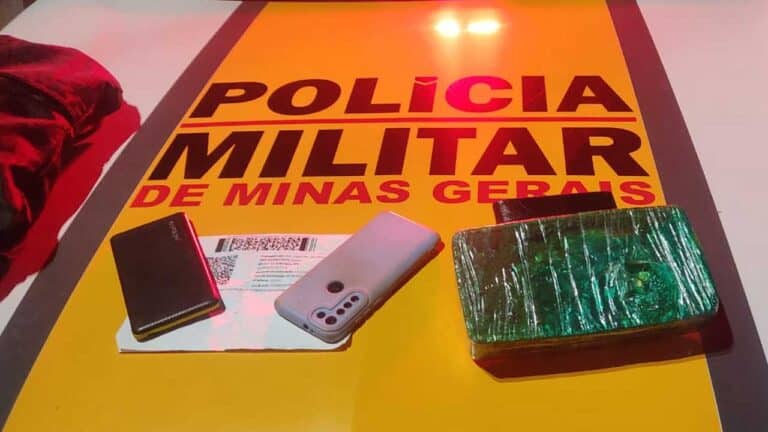 Pinheirense de 21 anos é preso transportando barra de crack em ônibus com destino a Urucuia