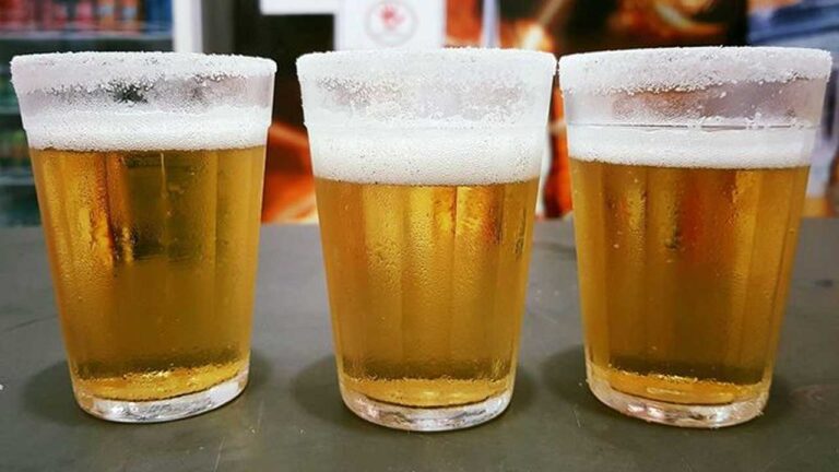 ICMS adicional sobre cerveja e bens supérfluos já pode ir a plenário na Assembleia Legislativa de Minas Gerais