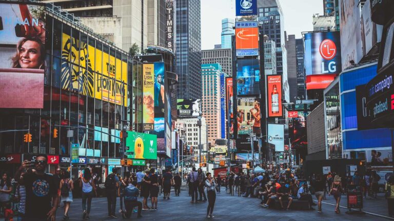 Broadway: os melhores musicais e como comprar ingresso