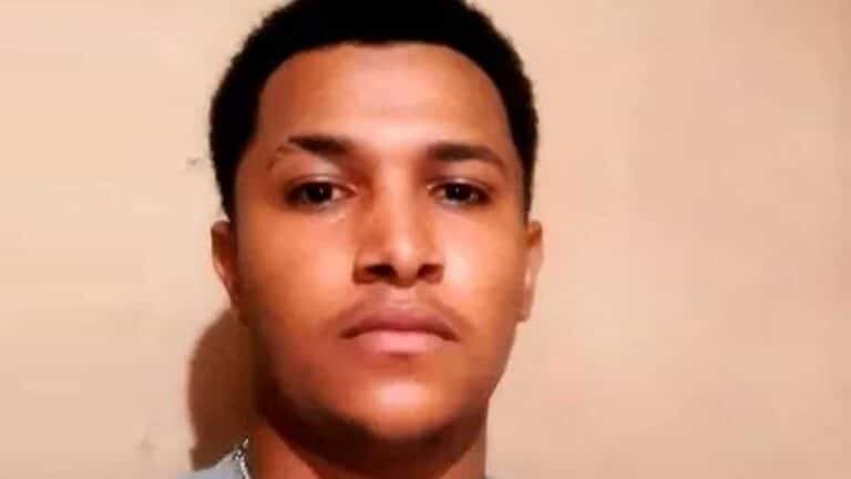Jovem que foi esfaqueado pelo ex da sua atual namorada em João Pinheiro não resiste e morre