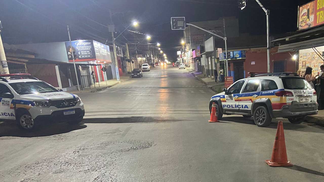 Motorista bêbado e sem CNH tenta furar blitz no Papagaio e acaba preso em João Pinheiro