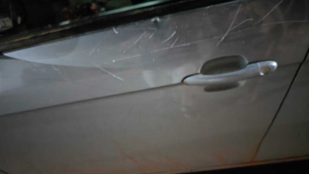 Veículo estacionado em via pública é vandalizado em Luizlândia do Oeste (JK); PM foi acionada