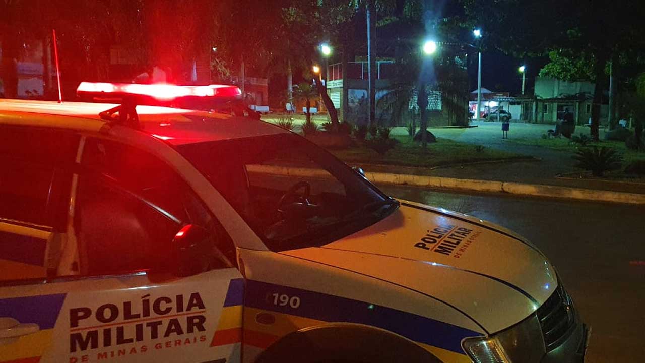 Em surto, homem agride ex-companheira em Brasilândia de Minas e é detido pela Polícia