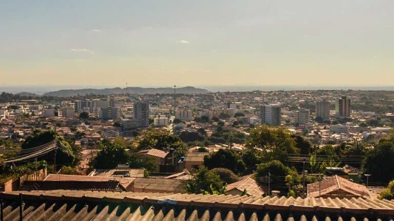 Saldo de empregos permanece no negativo em agosto na cidade de João Pinheiro